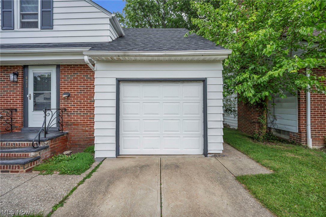 421 E 255th Euclid OH 44132
