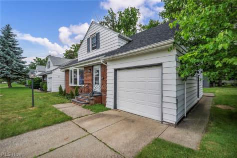 421 E 255th Euclid OH 44132