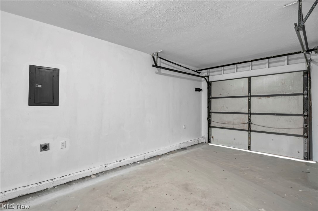 421 E 255th Euclid OH 44132