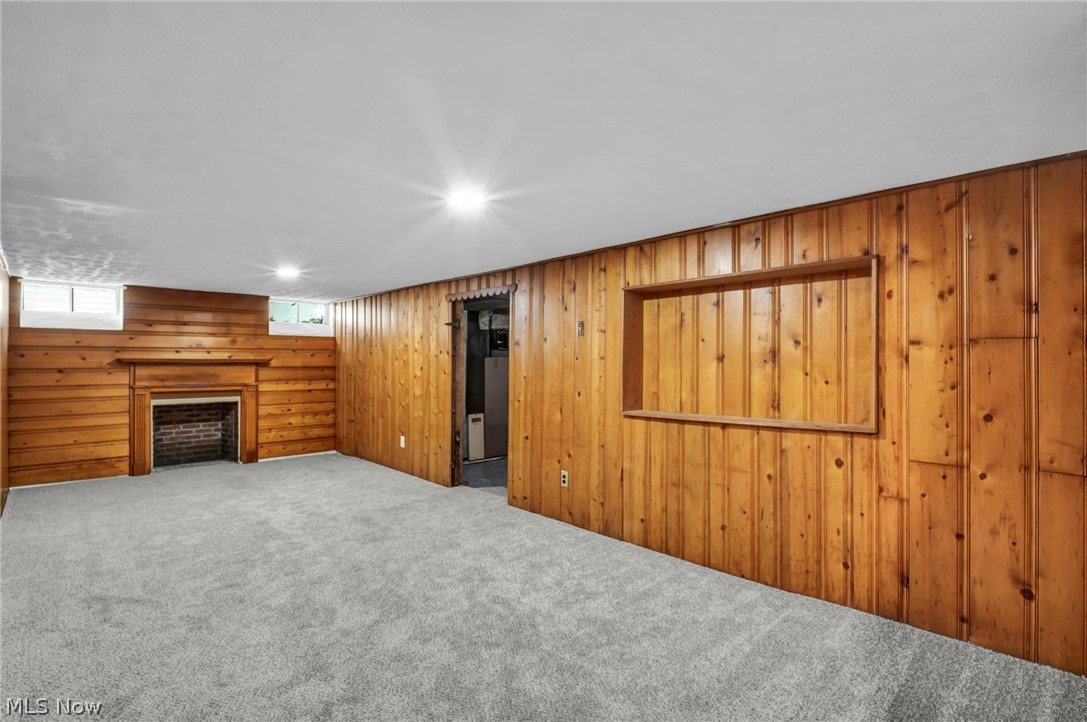 421 E 255th Euclid OH 44132