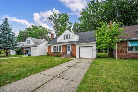 421 E 255th Euclid OH 44132