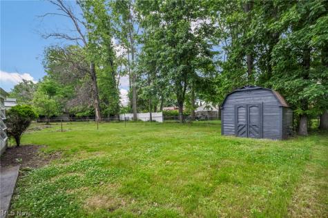 421 E 255th Euclid OH 44132