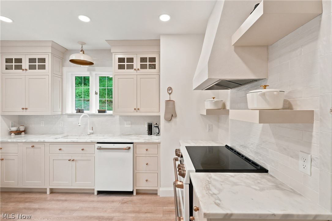 8061 Chagrin Road Chagrin Falls OH 44023