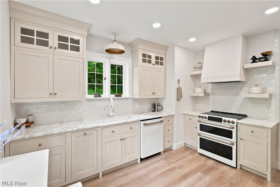 8061 Chagrin Road Chagrin Falls OH 44023