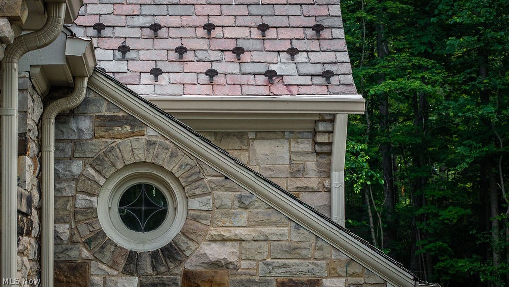 8061 Chagrin Road Chagrin Falls OH 44023