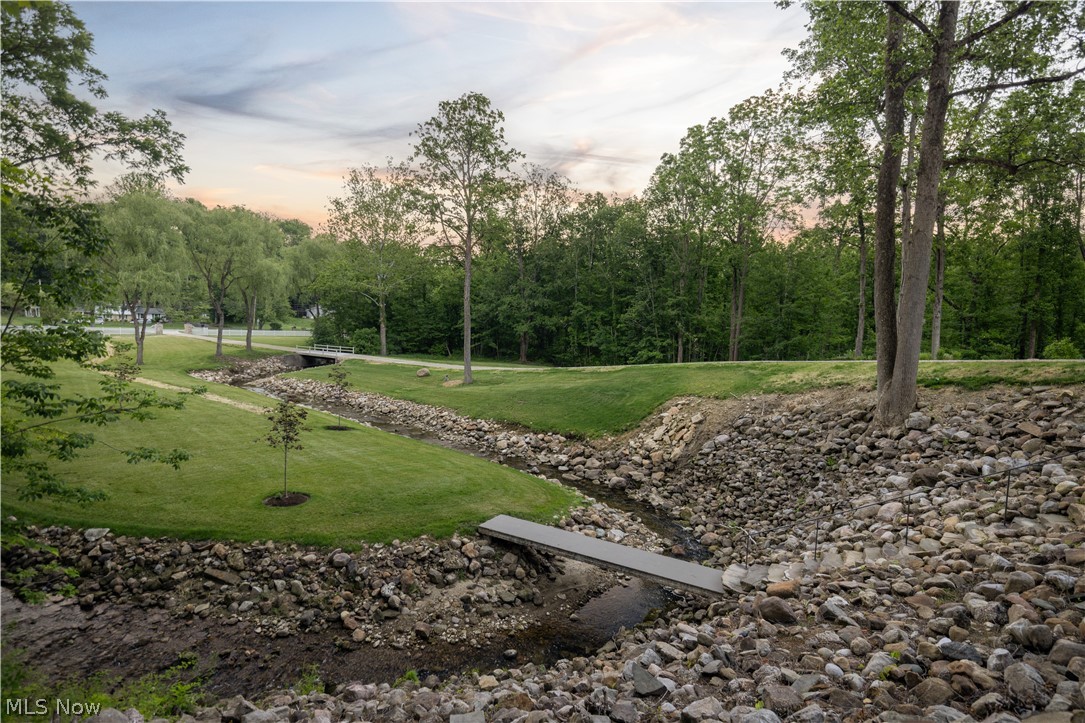 8061 Chagrin Road Chagrin Falls OH 44023