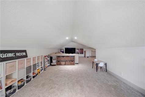 8201 Kellydale Street NW Massillon OH 44646