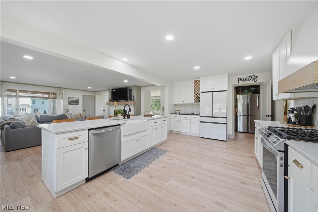 8201 Kellydale Street NW Massillon OH 44646