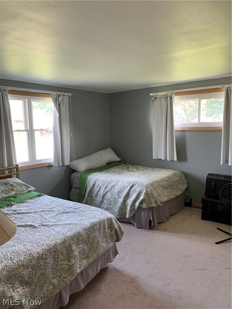 824 Hardesty Avenue NW New Philadelphia OH 44663