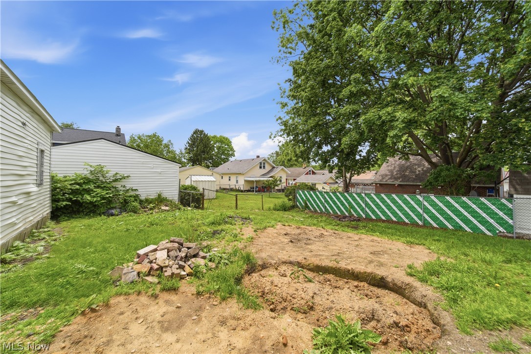 1304 W Waterloo Road Akron OH 44314