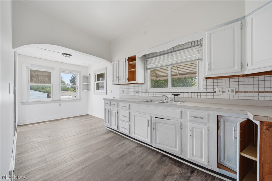 1304 W Waterloo Road Akron OH 44314