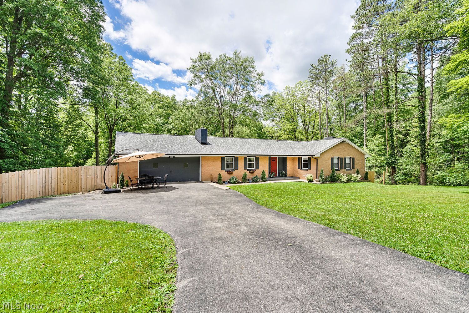 4870 Logan Way Hubbard OH 44425