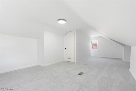 4526 W 172nd Cleveland OH 44135