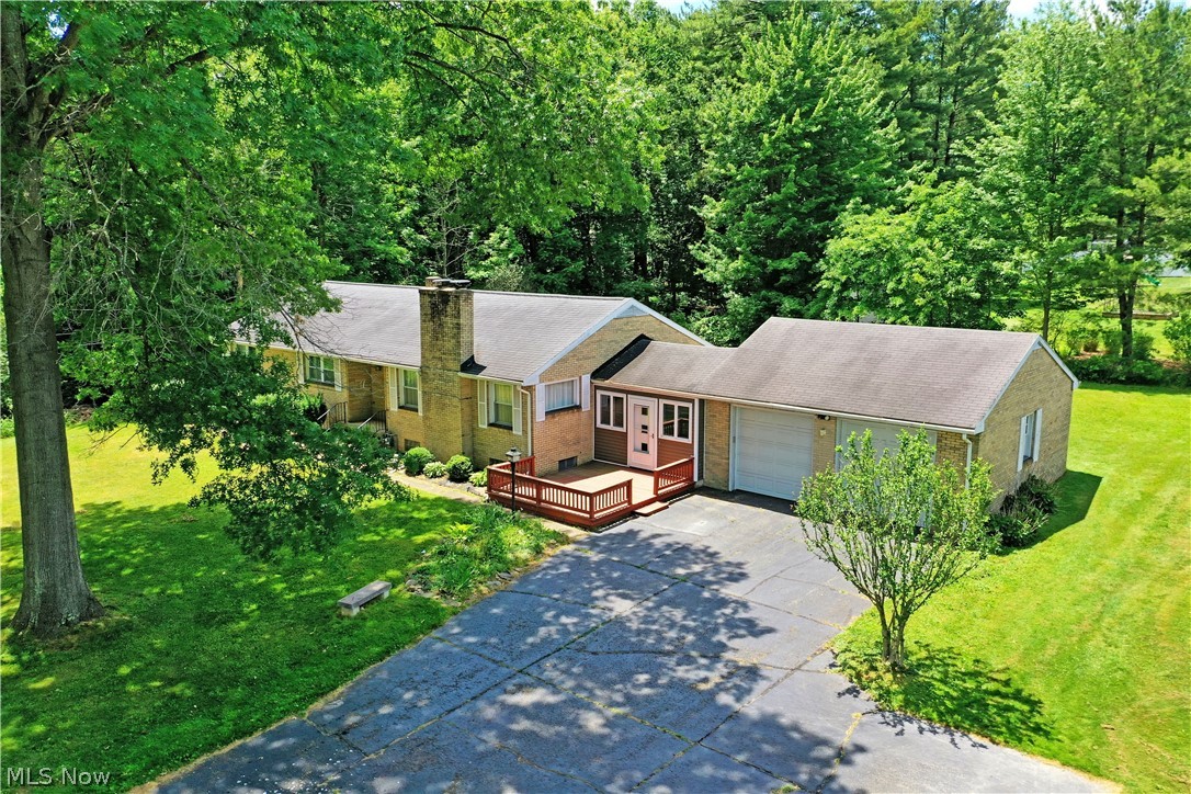 2141 North Road NE Warren OH 44483