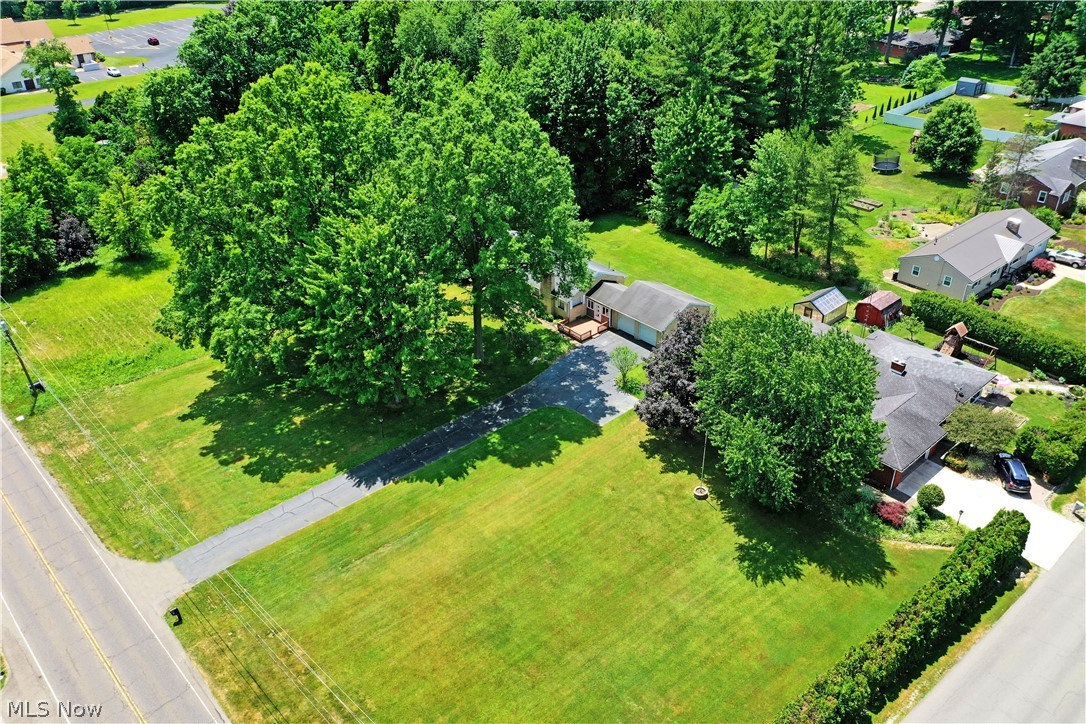 2141 North Road NE Warren OH 44483