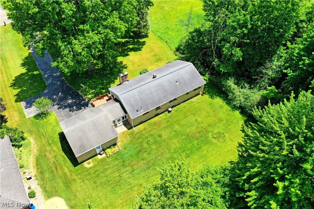 2141 North Road NE Warren OH 44483