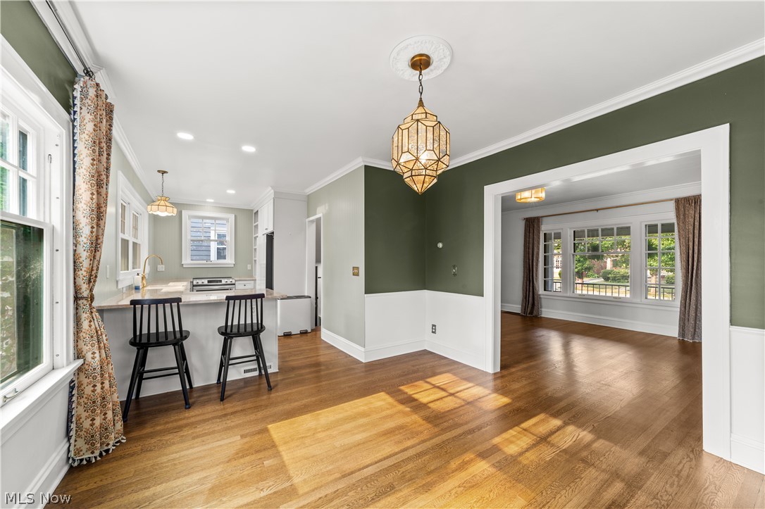 1281 Chase Avenue Lakewood OH 44107