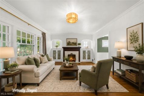 1281 Chase Avenue Lakewood OH 44107