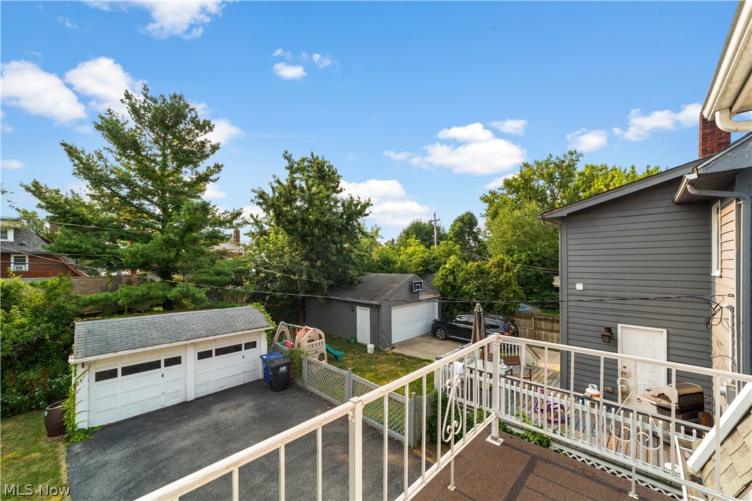 1281 Chase Avenue Lakewood OH 44107