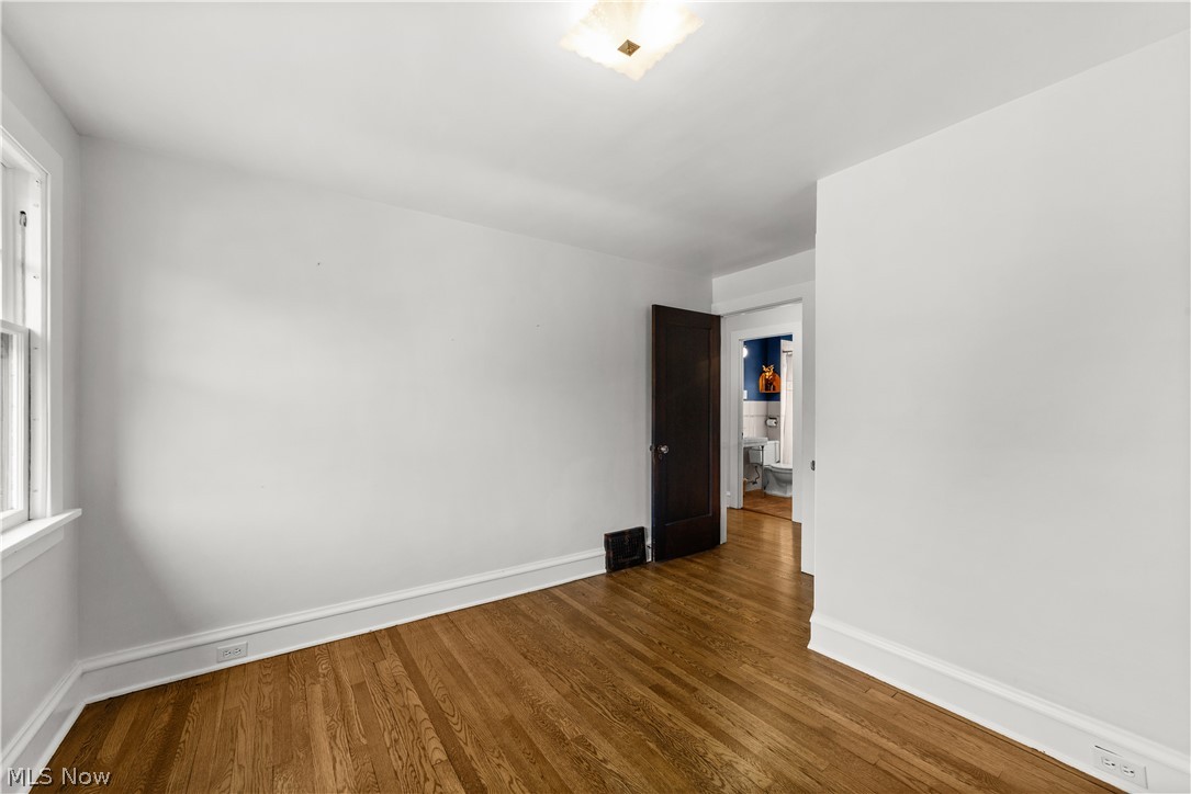 1281 Chase Avenue Lakewood OH 44107