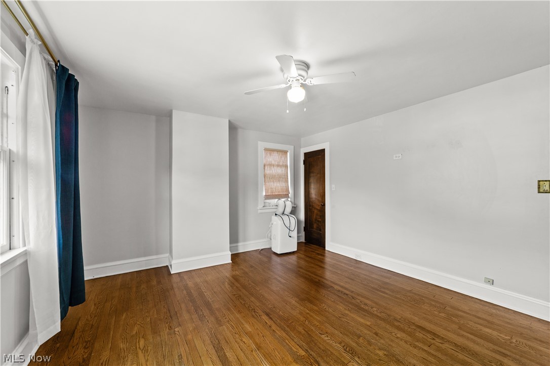 1281 Chase Avenue Lakewood OH 44107