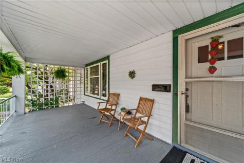 1281 Chase Avenue Lakewood OH 44107