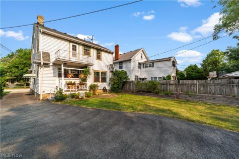 1281 Chase Avenue Lakewood OH 44107
