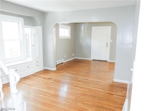 3922 Grosvenor Road South Euclid OH 44118