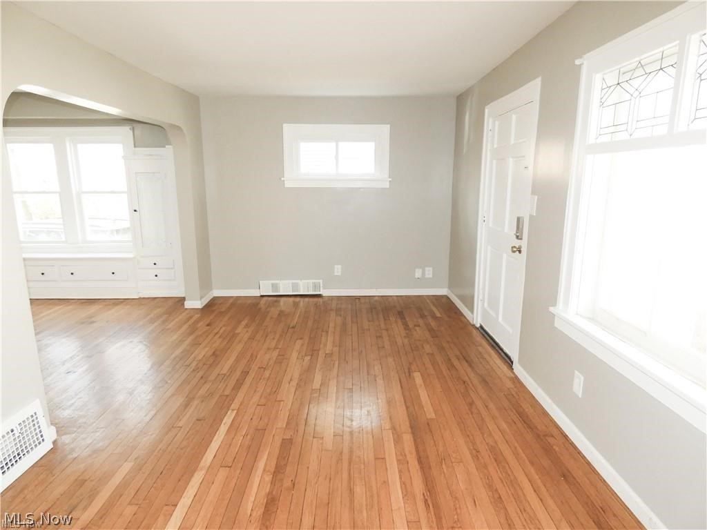 3922 Grosvenor Road South Euclid OH 44118