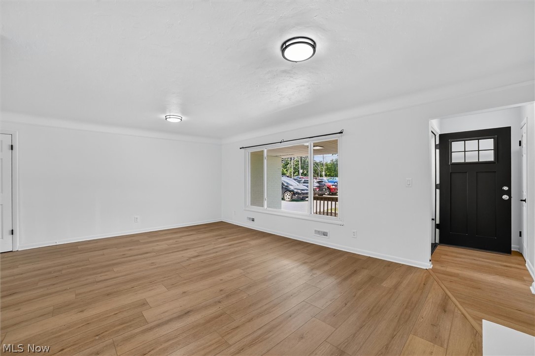 7819 Ridge Road Parma OH 44129