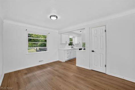 7819 Ridge Road Parma OH 44129