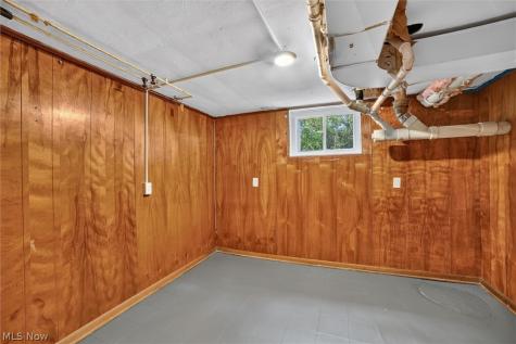 7819 Ridge Road Parma OH 44129
