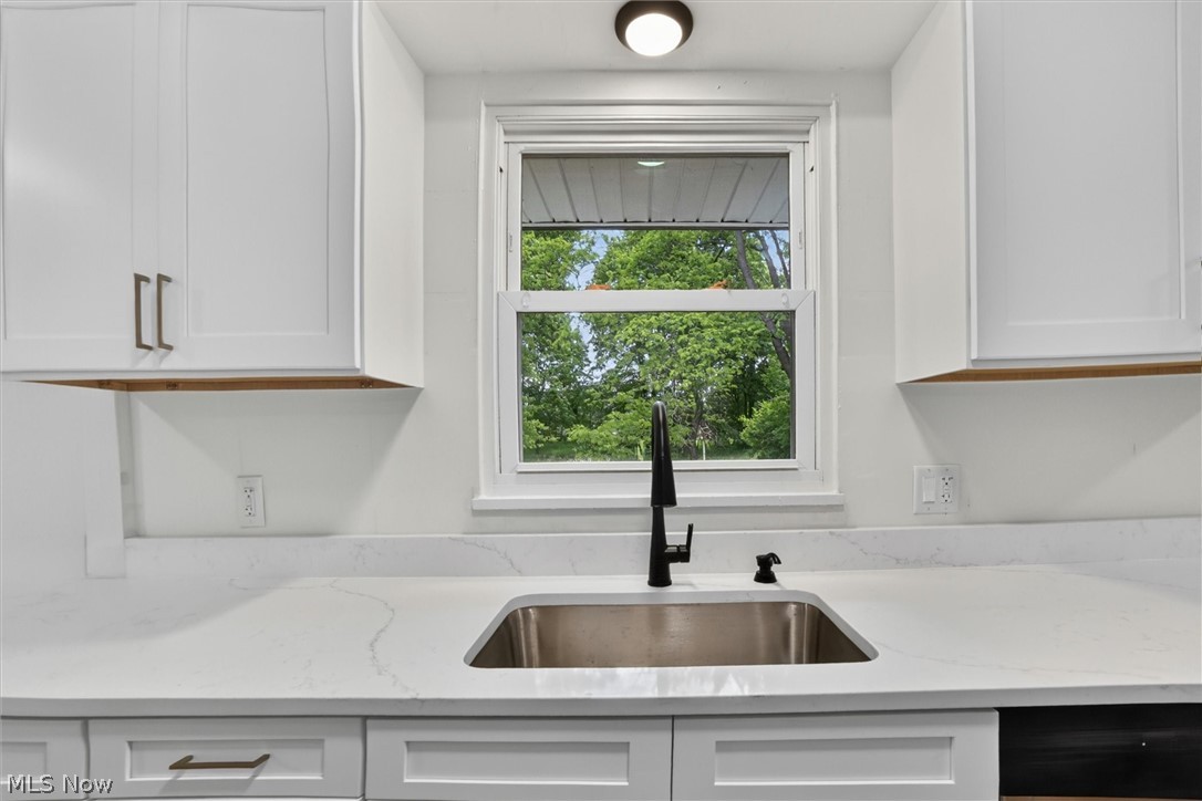 7819 Ridge Road Parma OH 44129