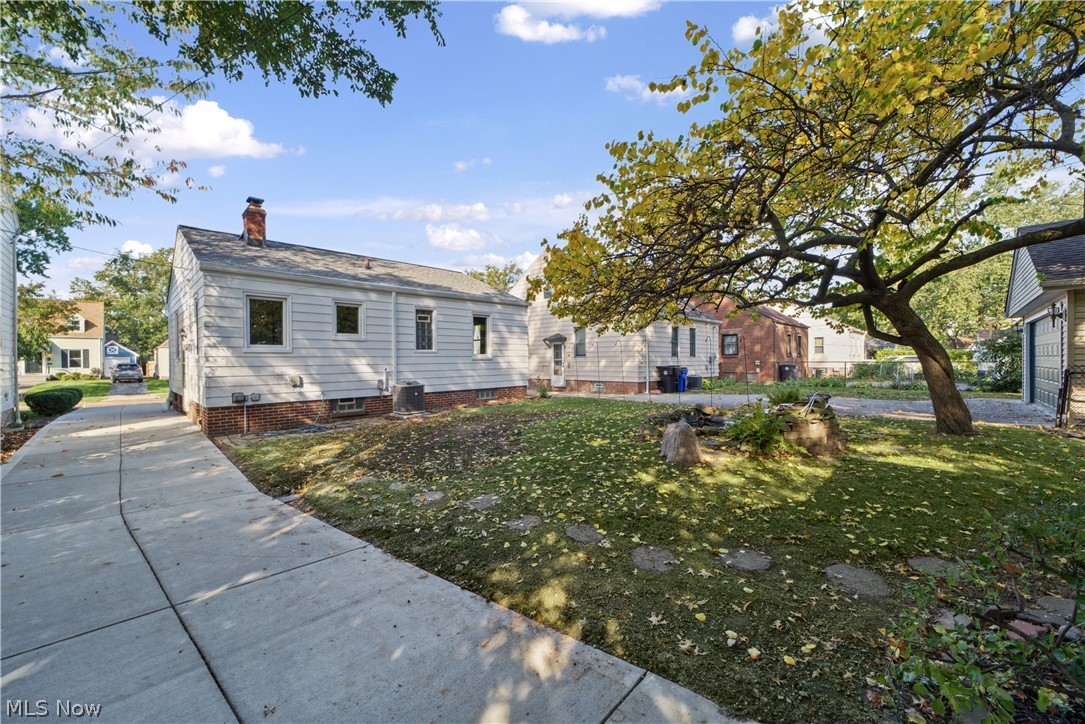 3543 W 146th Street Cleveland OH 44111