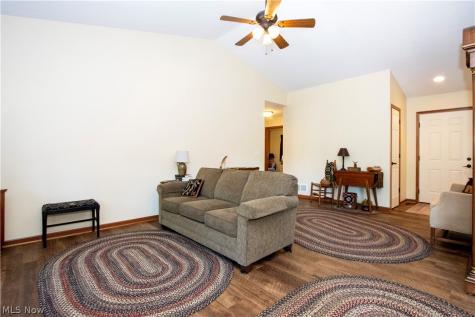 848 Hemlock Trail Orrville OH 44667