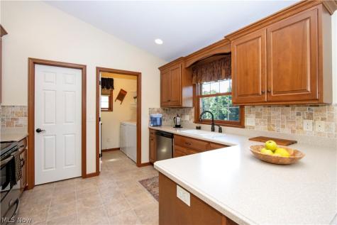 848 Hemlock Trail Orrville OH 44667