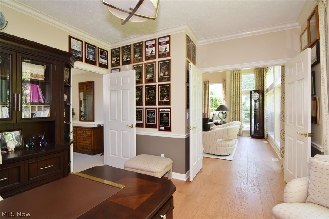 420 E Glengary Circle Highland Heights OH 44143