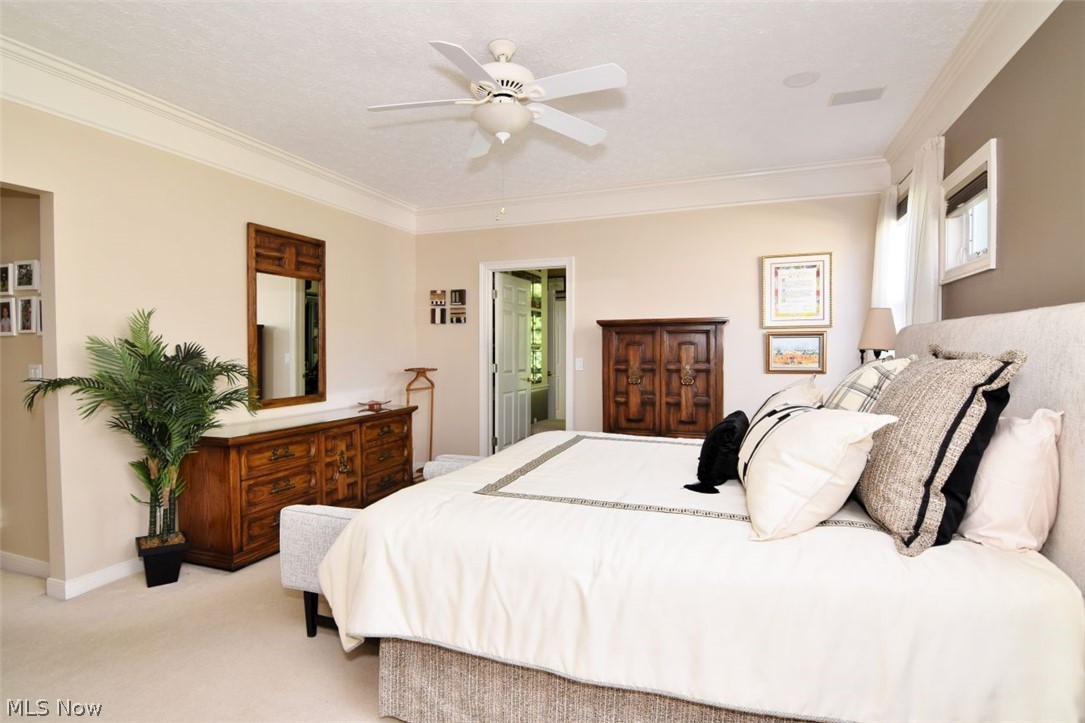 420 E Glengary Circle Highland Heights OH 44143