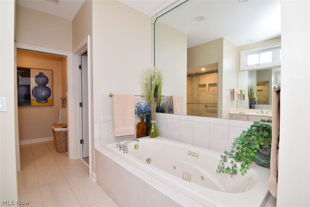 420 E Glengary Circle Highland Heights OH 44143