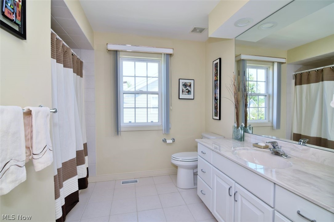 420 E Glengary Circle Highland Heights OH 44143