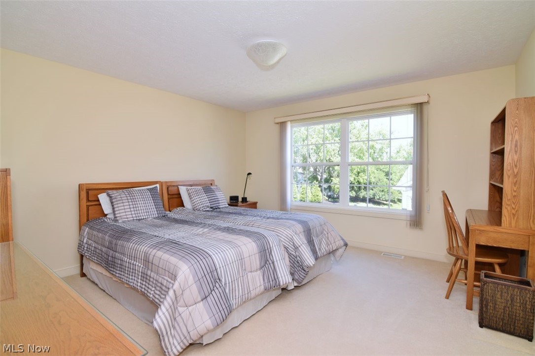 420 E Glengary Circle Highland Heights OH 44143