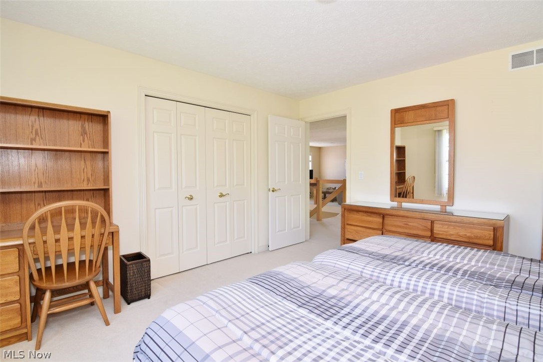 420 E Glengary Circle Highland Heights OH 44143