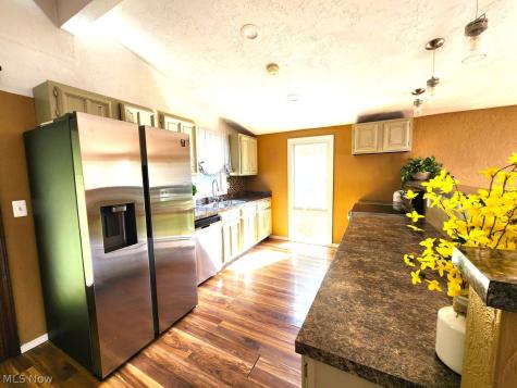1707 N Nantucket Drive Lorain OH 44053