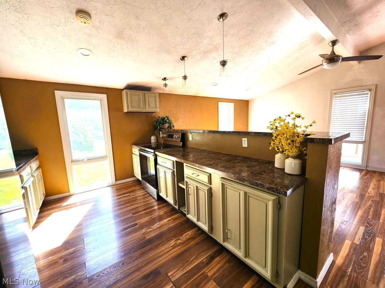 1707 N Nantucket Drive Lorain OH 44053