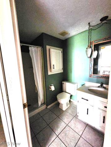 1707 N Nantucket Drive Lorain OH 44053