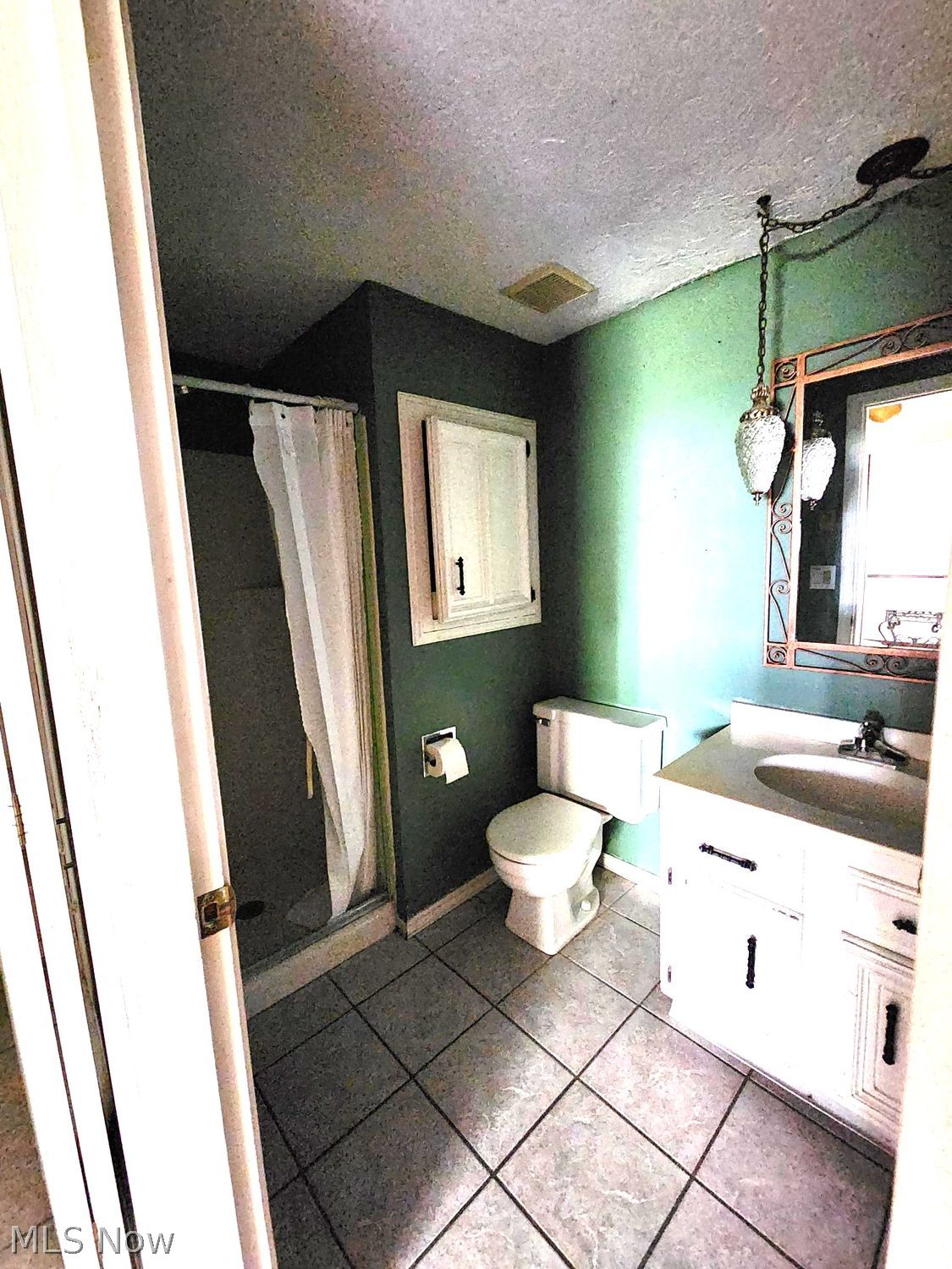 1707 N Nantucket Drive Lorain OH 44053