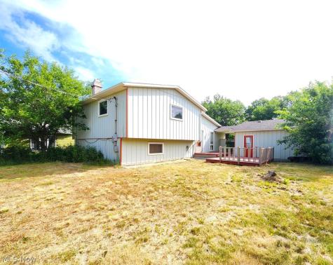 1707 N Nantucket Drive Lorain OH 44053