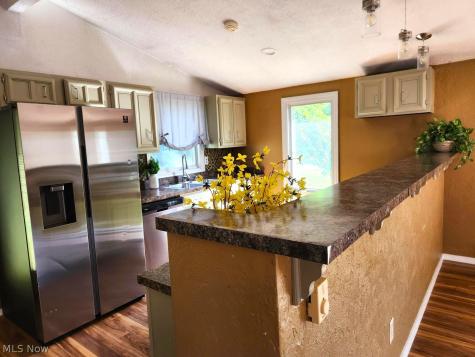1707 N Nantucket Drive Lorain OH 44053