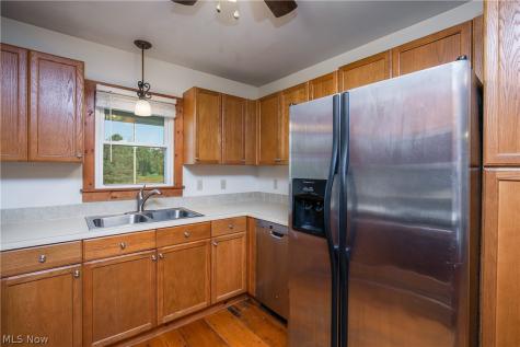 22525 Smith Northwest Road North Benton OH 44449