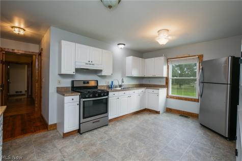 22525 Smith Northwest Road North Benton OH 44449